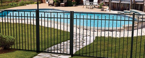 You are currently viewing Types of Fencing Materials: Which One is Right for You?