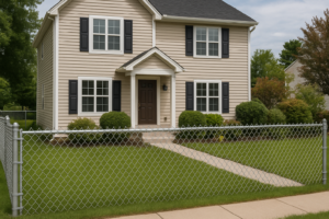 Read more about the article Enhancing Curb Appeal with Chain Link Fencing